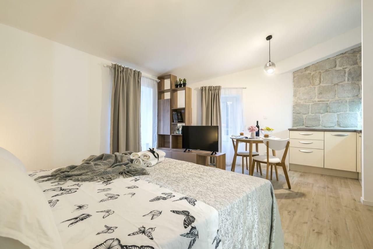 Apartment Petar In Old Part Of Town